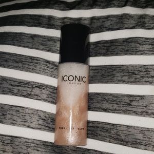 Hydrating, prep, set mist